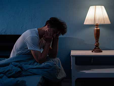 Por qué deberías tratar tus problemas de sueño